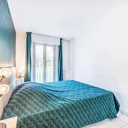 Apartment Caesar Domus-4 By Interhome