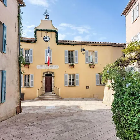 Caesar Domus-4 By Interhome