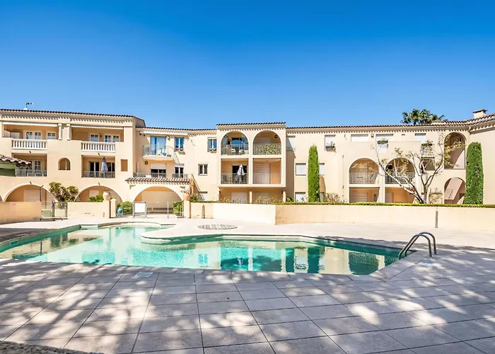 Caesar Domus-4 By Interhome * Сен-Тропе